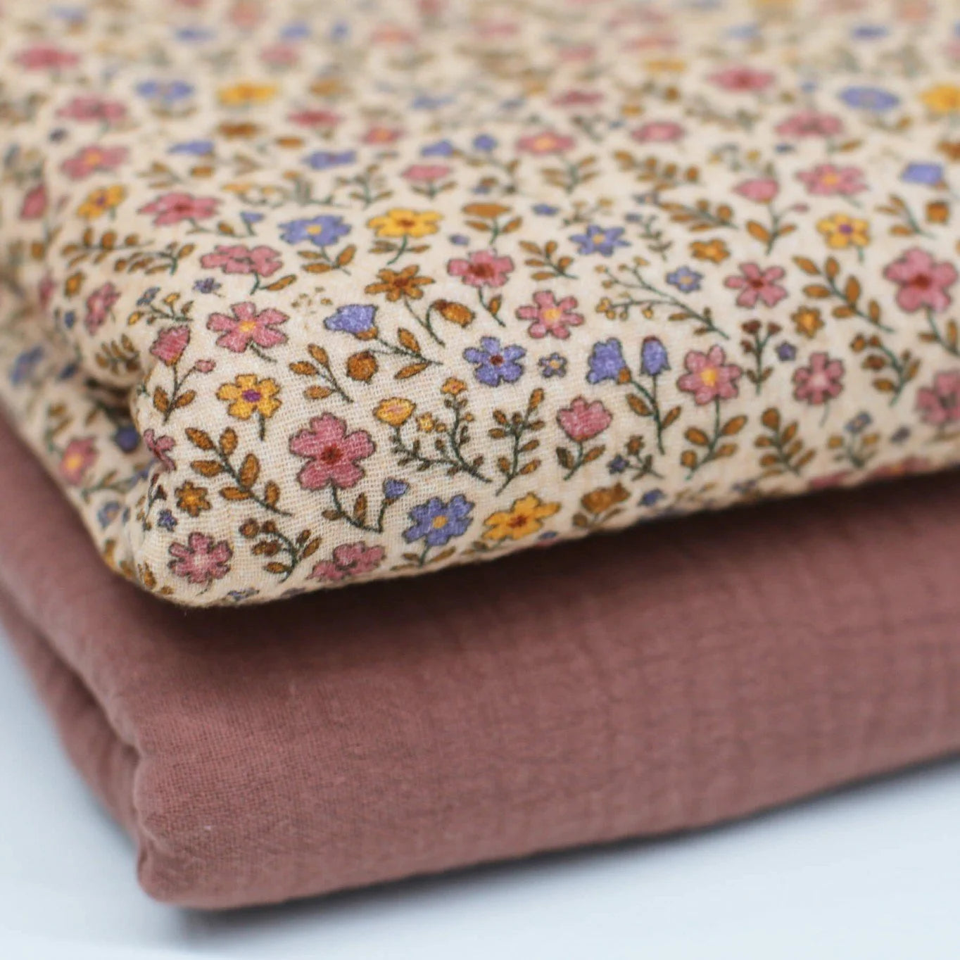 Musselin Retro Blumen