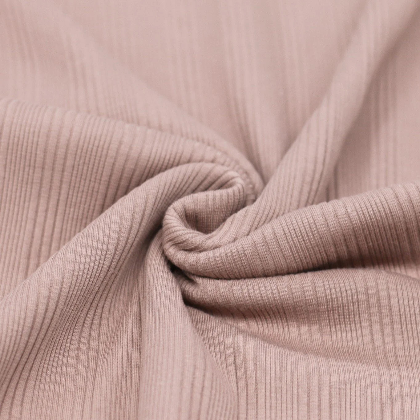 Rib Jersey mit unregelmäßigen Rippen