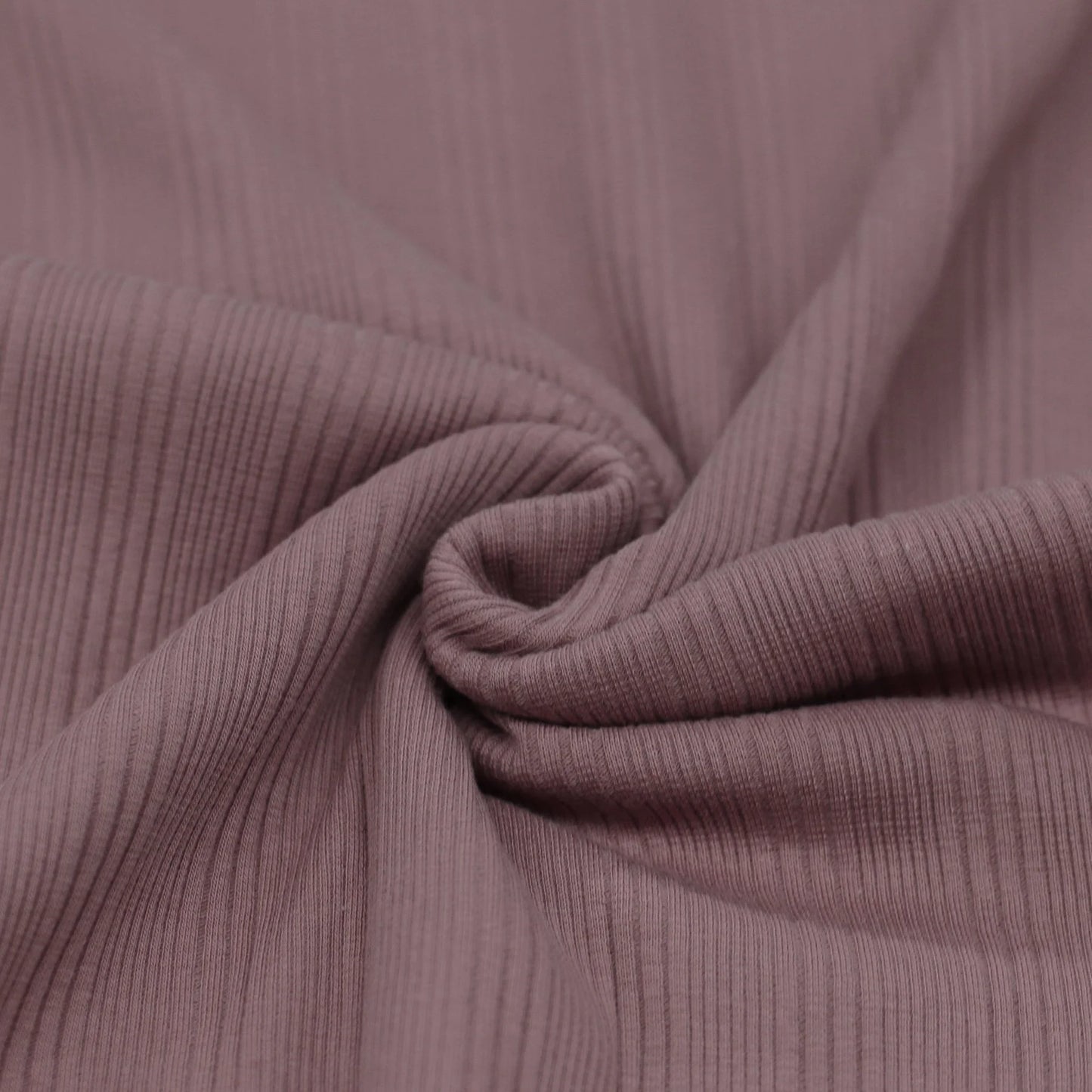 Rib Jersey mit unregelmäßigen Rippen