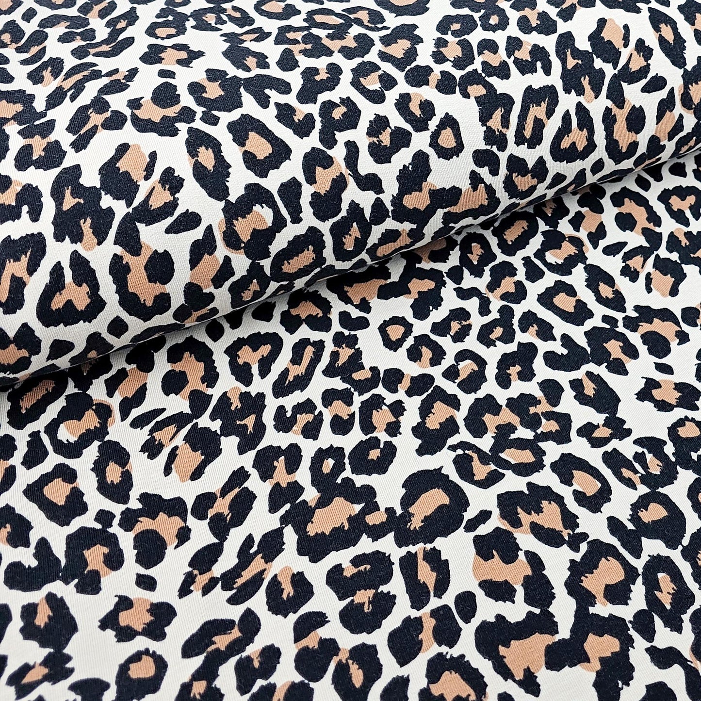 Bio Sweat Leoprint sand Meterware - elli&else