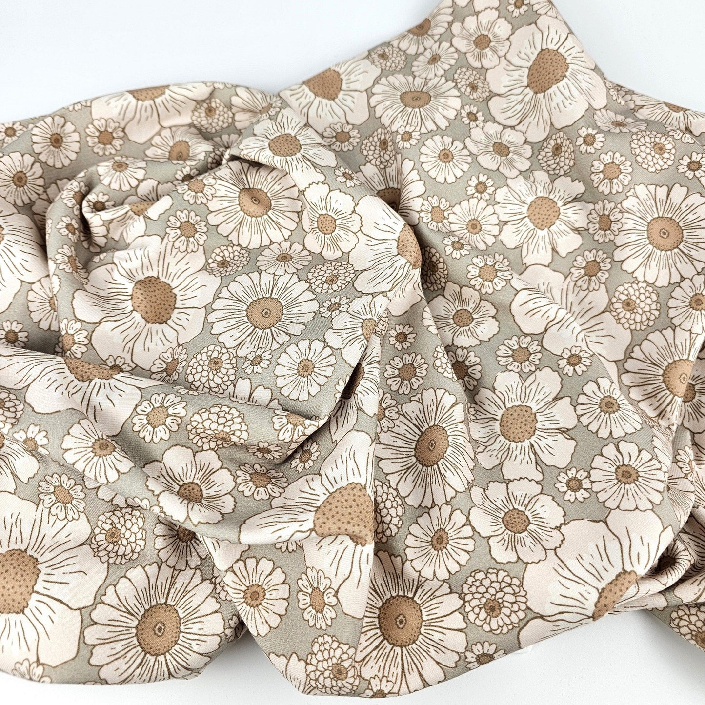 Jersey Beach Flowers von Family Fabrics - elli&else
