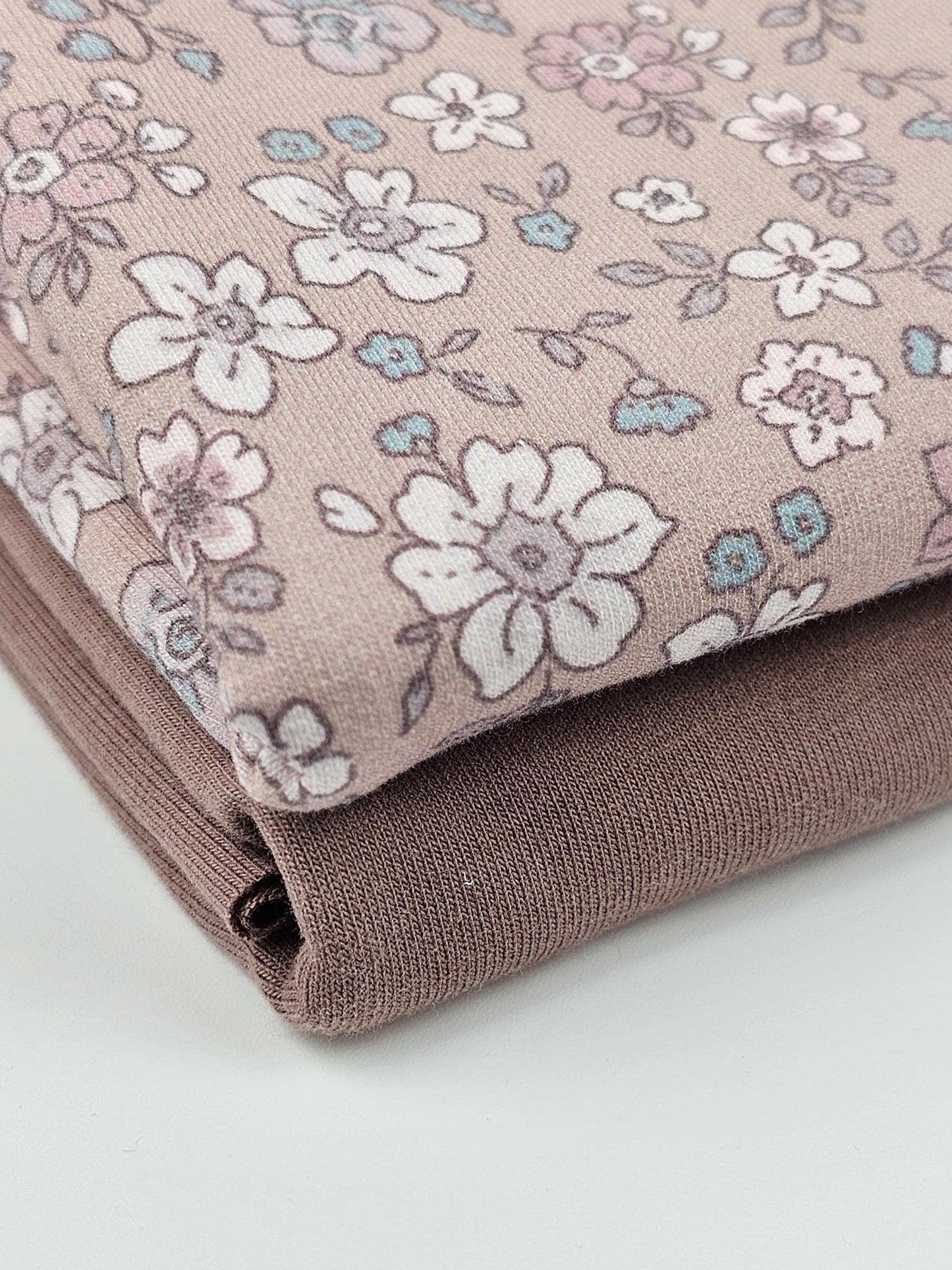 French Terry mit Blumenmuster - elli&else