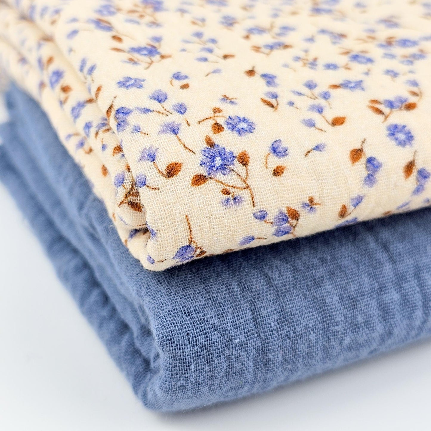 Musselin Miniblumen blau