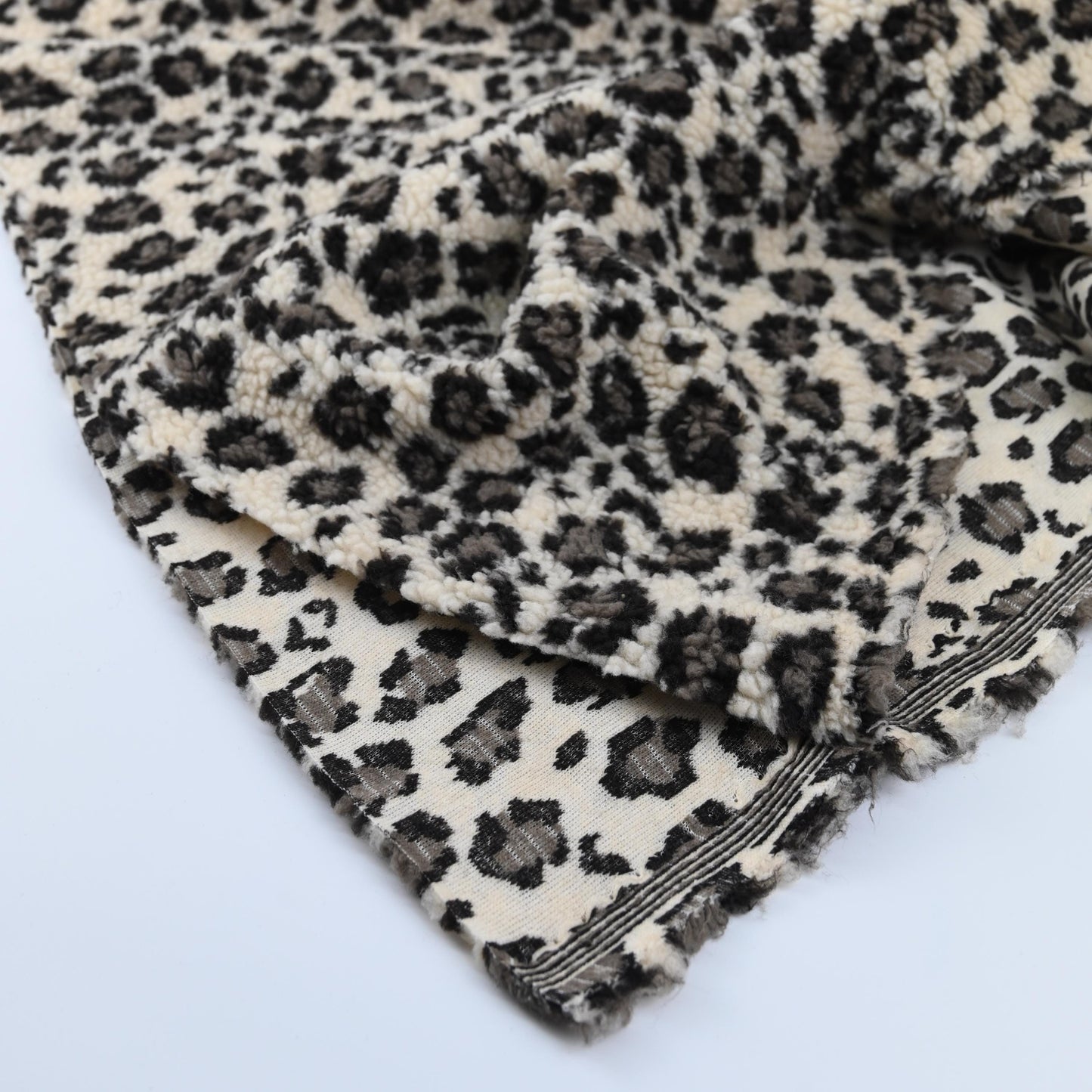 Teddy Stoff Leoprint klein