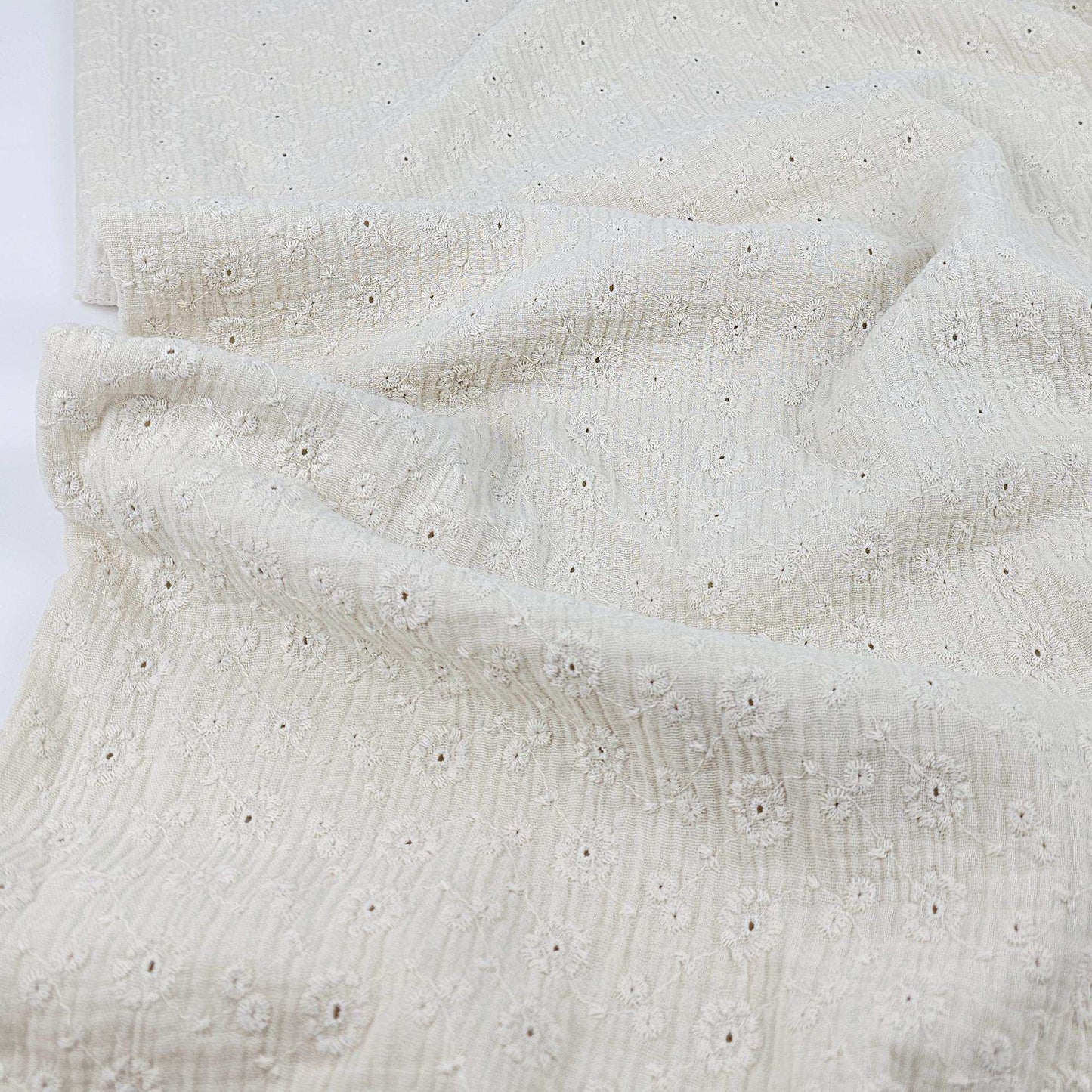 Musselin naturweiß mit Blumenstickerei - Stoff bei elli&else