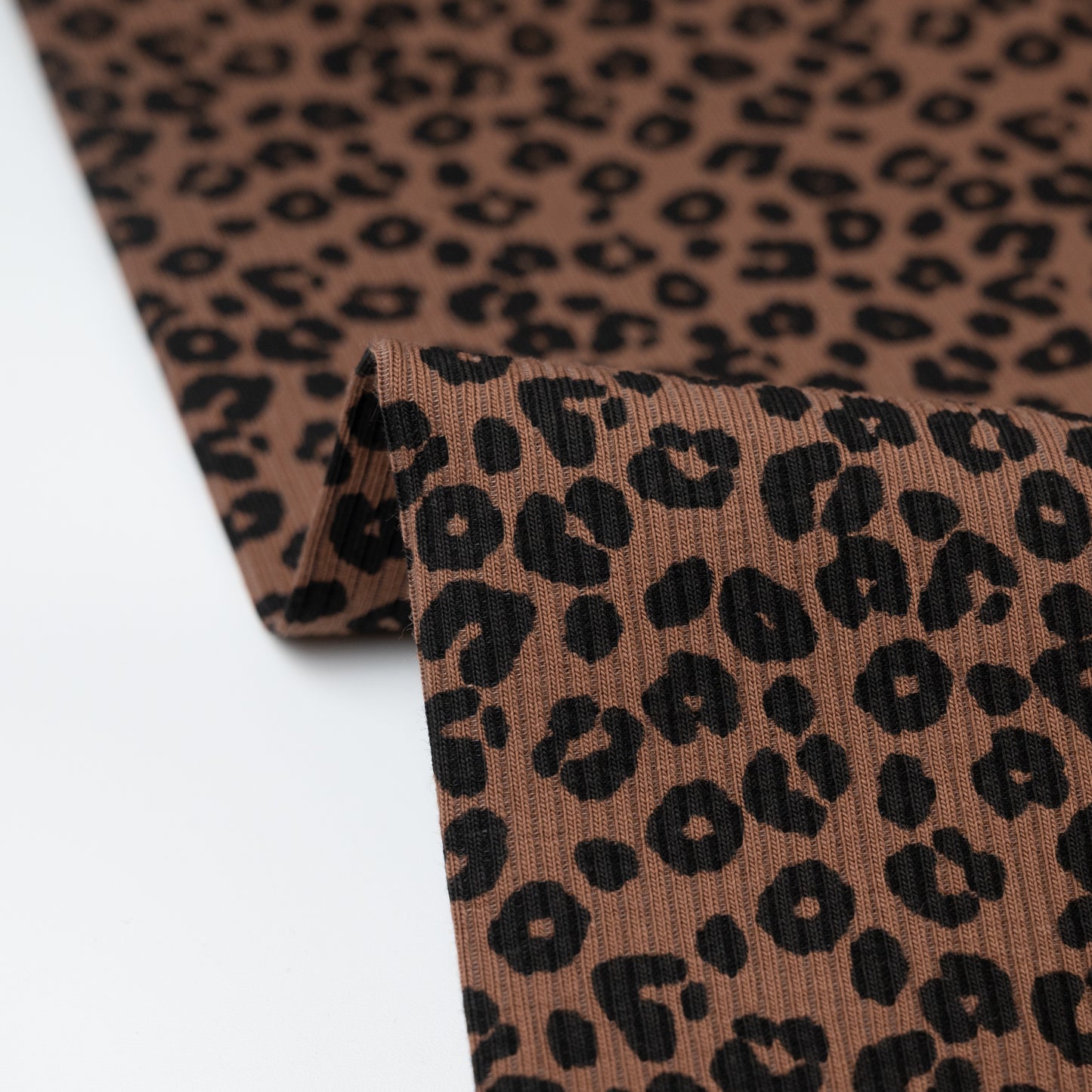 Rib Jersey Leo Print braun - elli&else