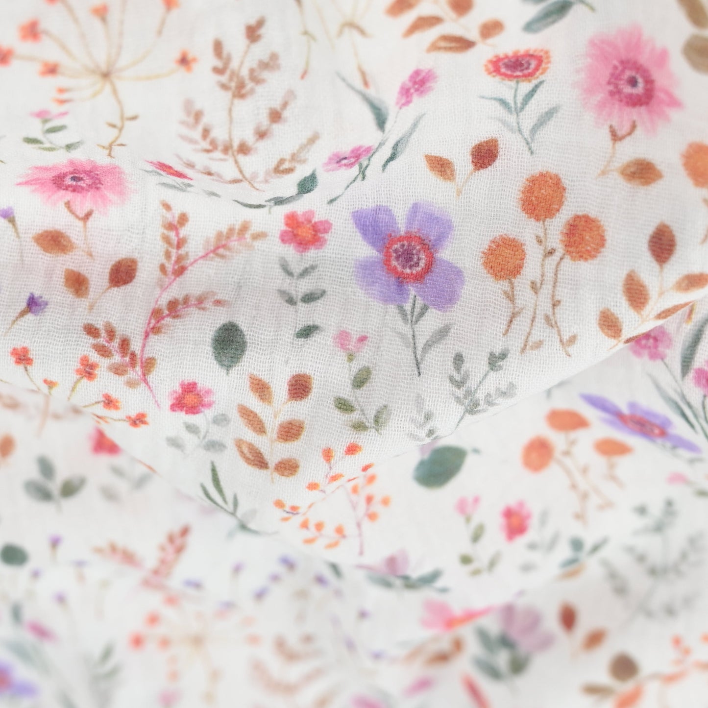 Musselin kleine bunte Blumen