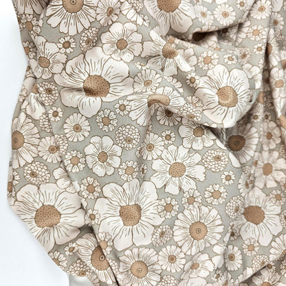 Jersey Beach Flowers von Family Fabrics - elli&else