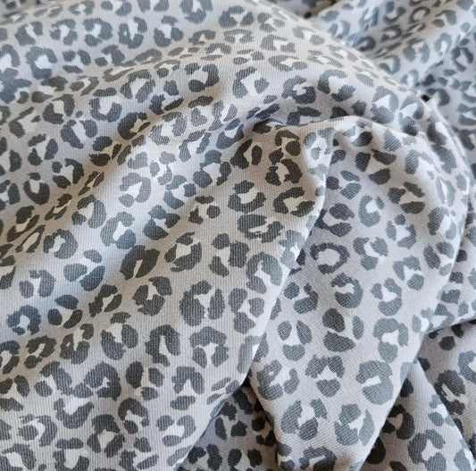 Jersey Leo greige | Family Fabrics - Stoff bei elli&else