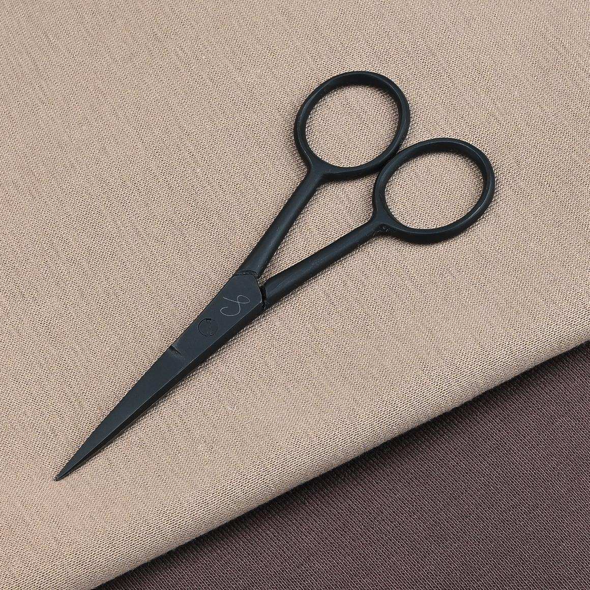 Fadenschere | schwarze Stickschere aus Metall - Stoff bei elli&else
