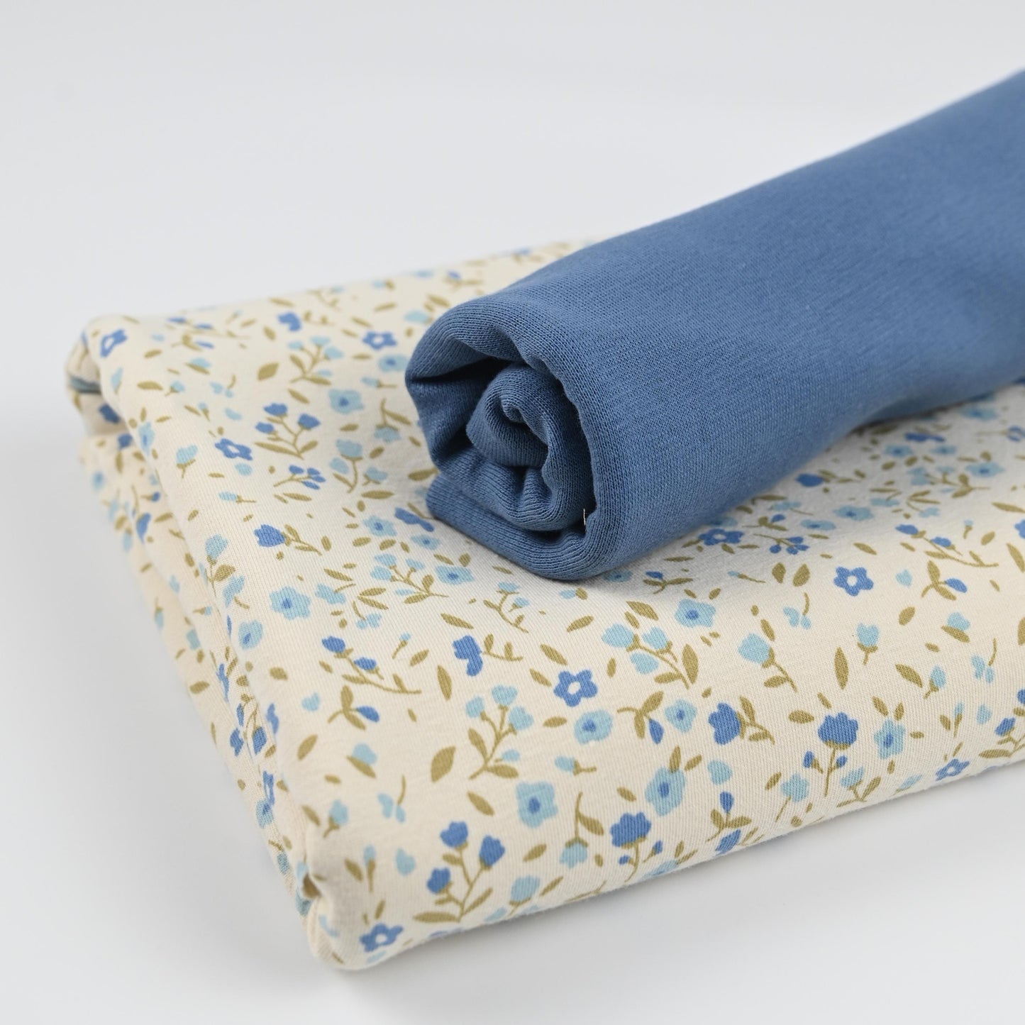 Jersey kleine Blumen blau