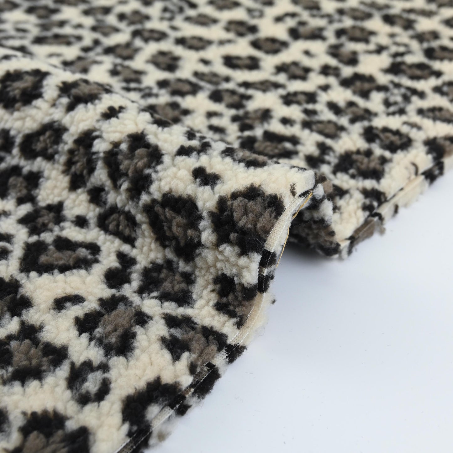Teddy Stoff Leoprint klein