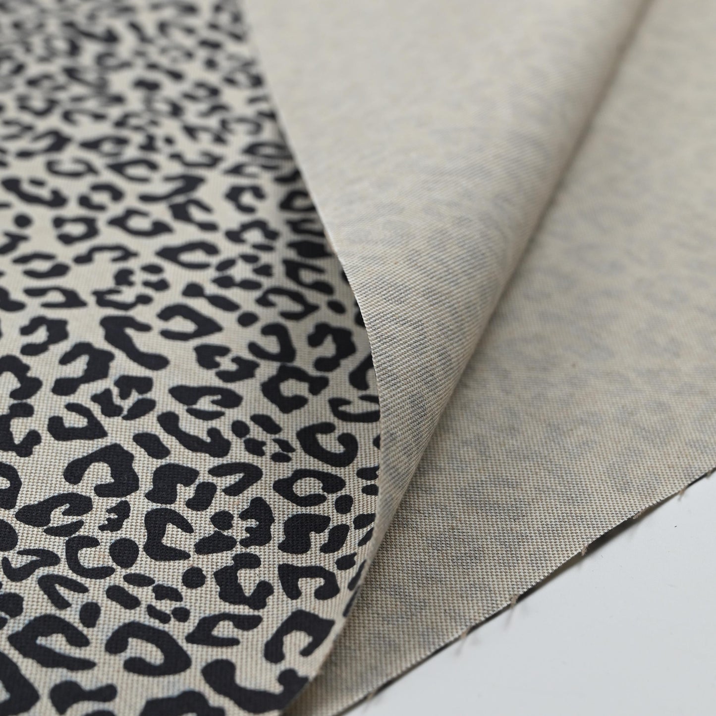 Canvas Stoff Leo-Print