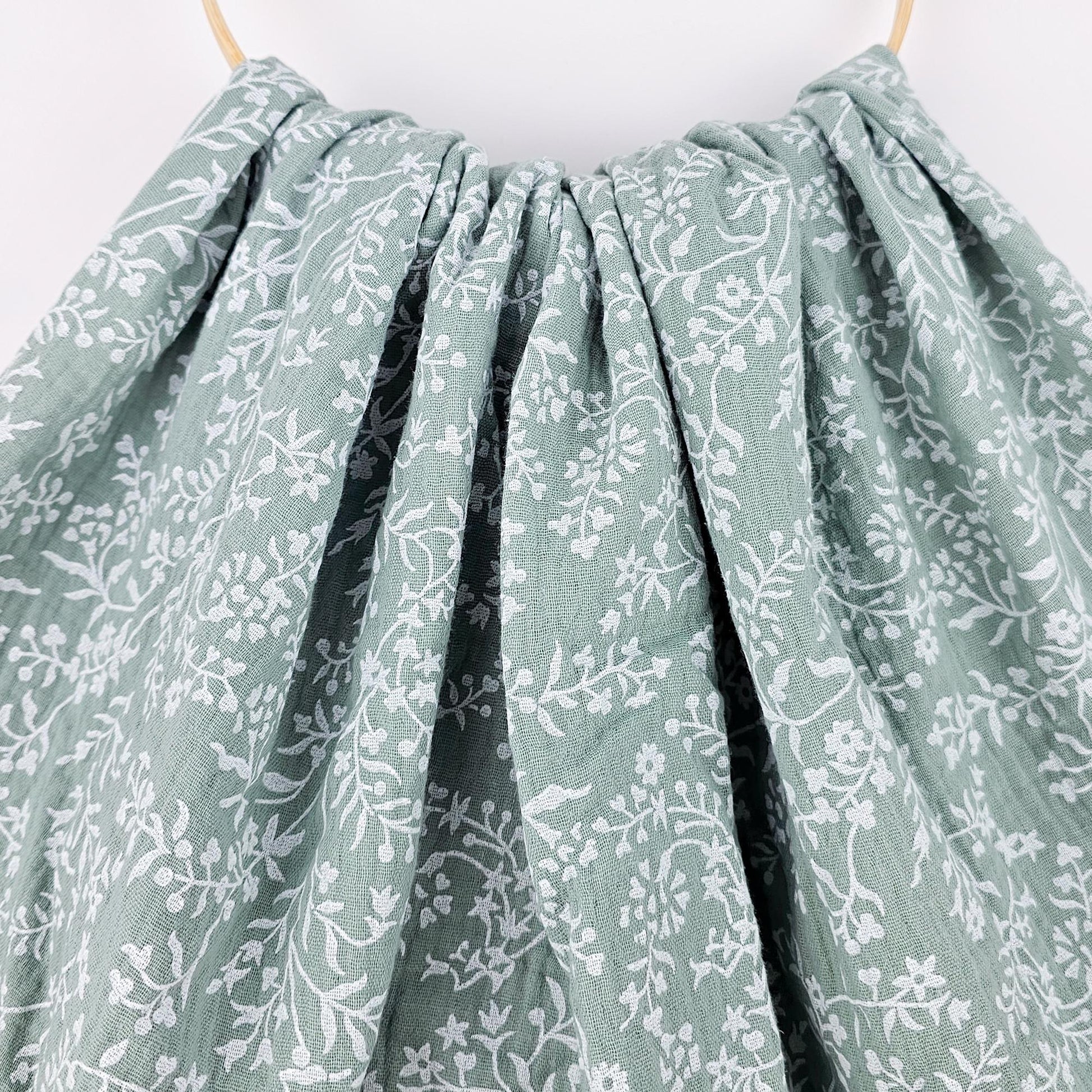 Musselin Blumenprint salbei Meterware - elli&else