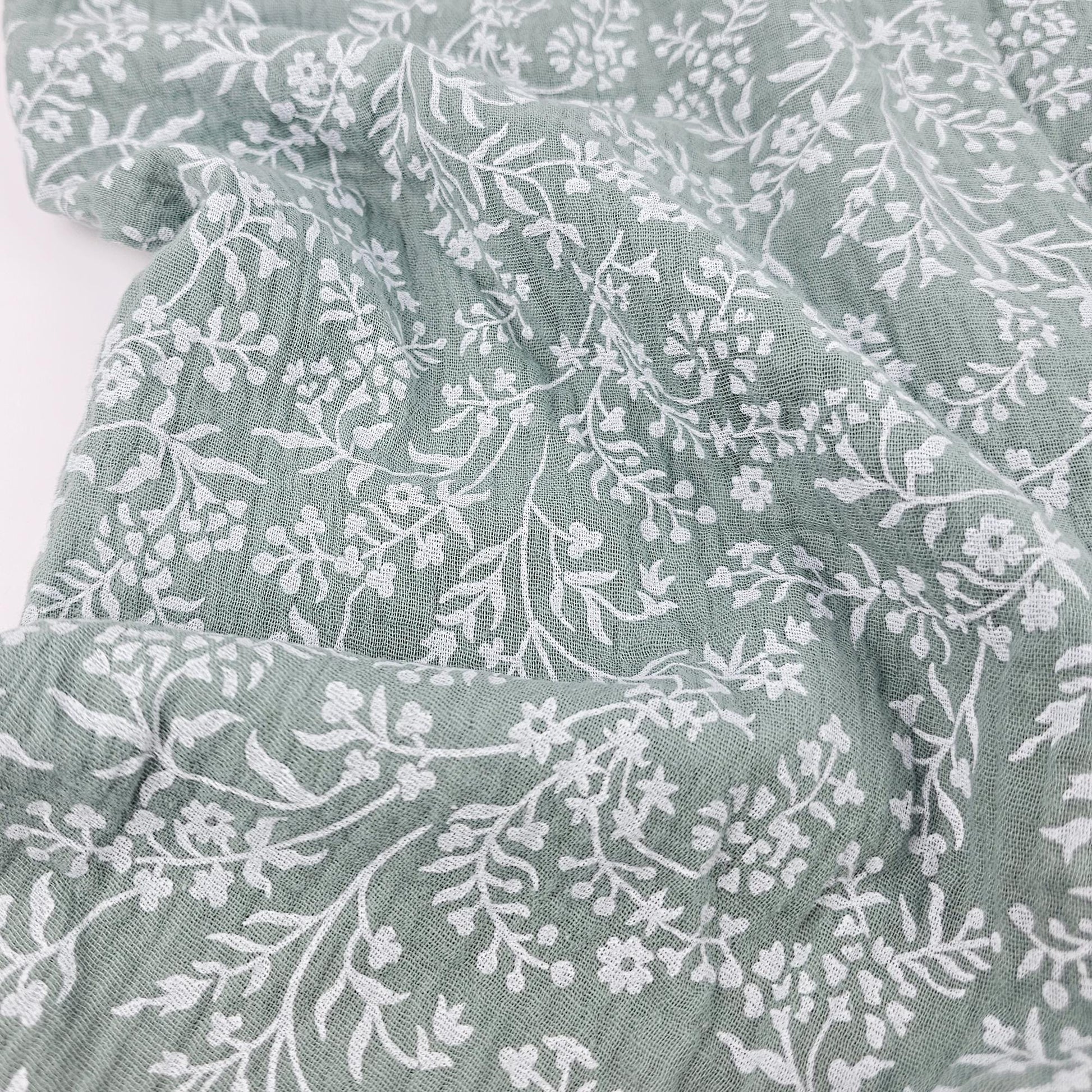 Musselin Blumenprint salbei Meterware - elli&else