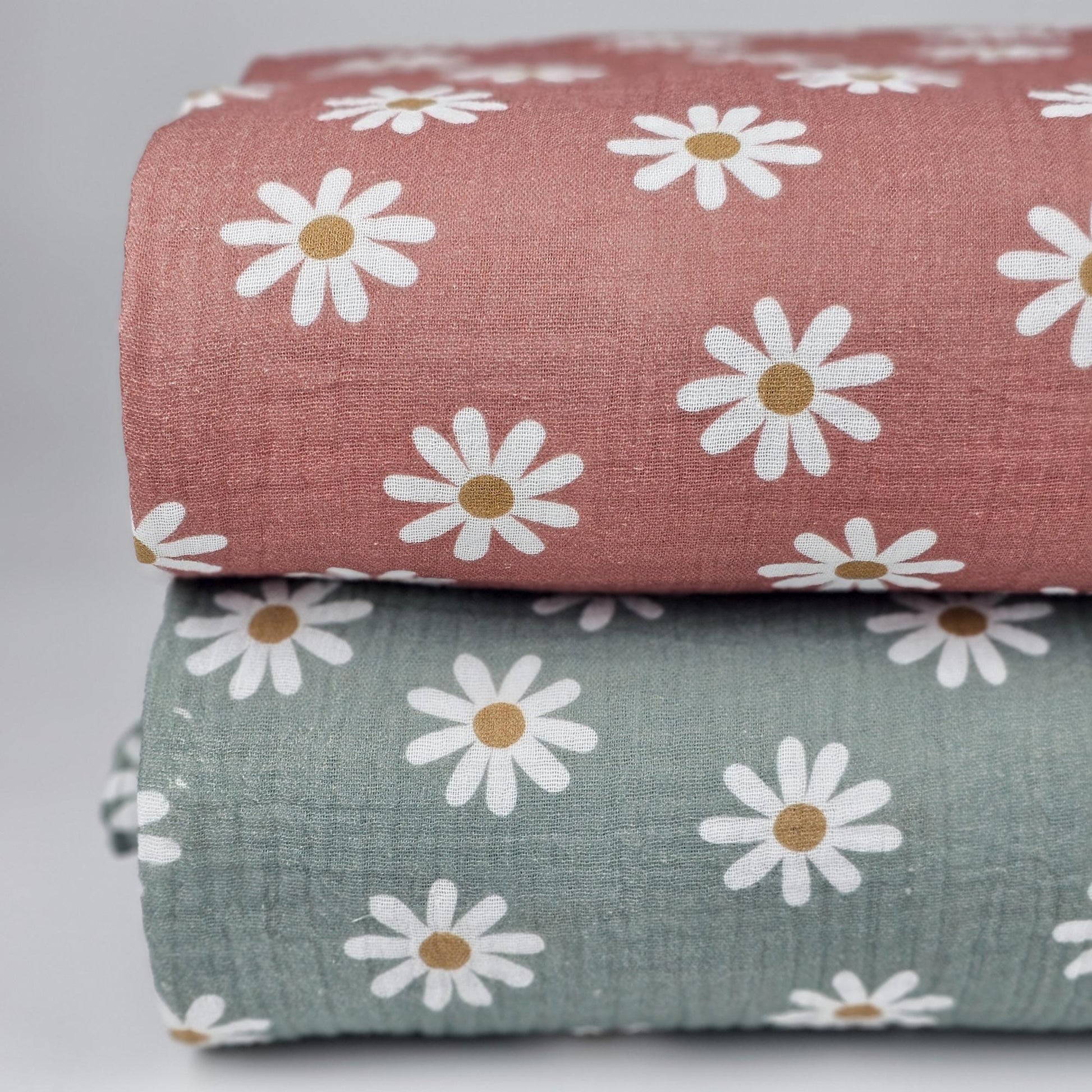 Musselin Gänseblümchen old green - Eigenproduktion - Stoff bei elli&else