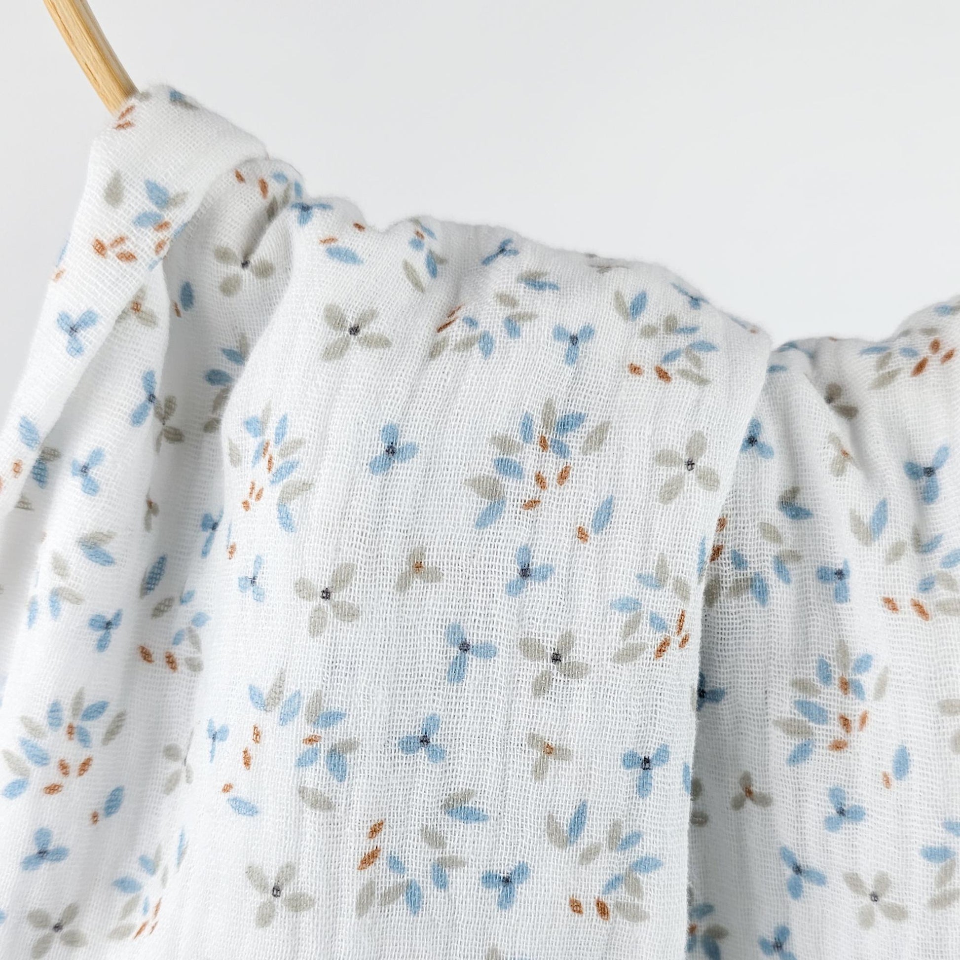Musselin Mini Blümchen blau Meterware - elli&else