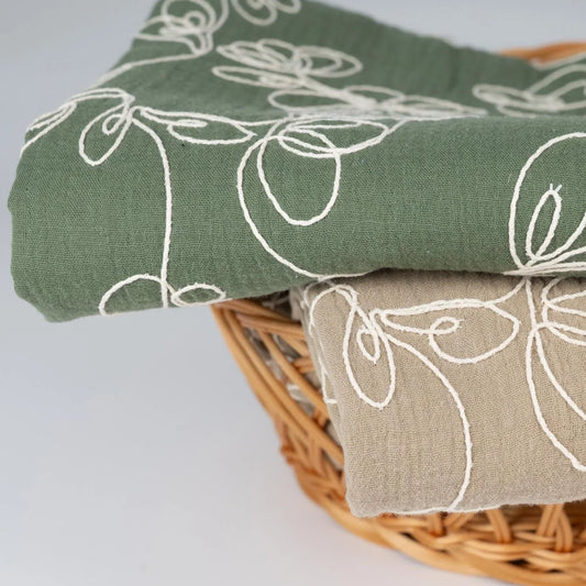 Musselin mit Blumenstickerei - Stoff bei elli&else