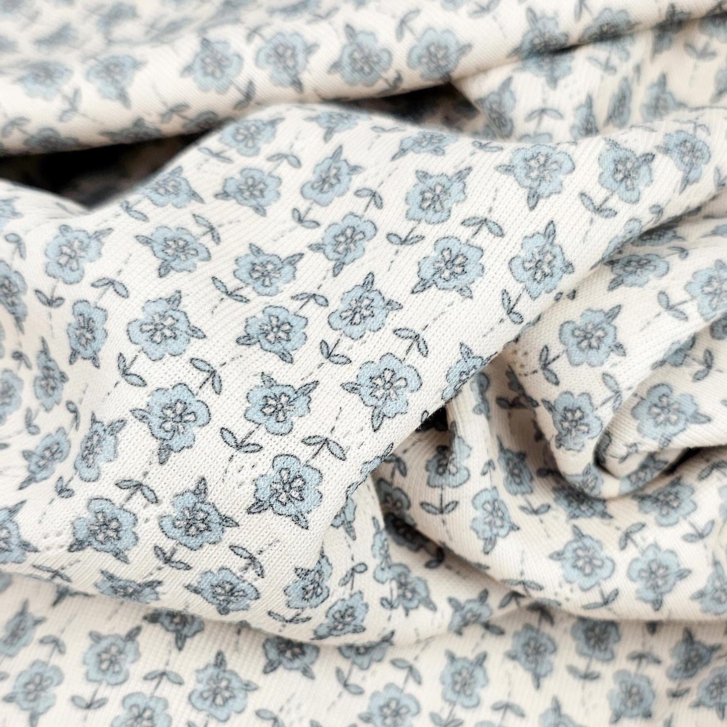 Pointoille Jersey Blue Blossom Meterware - elli&else