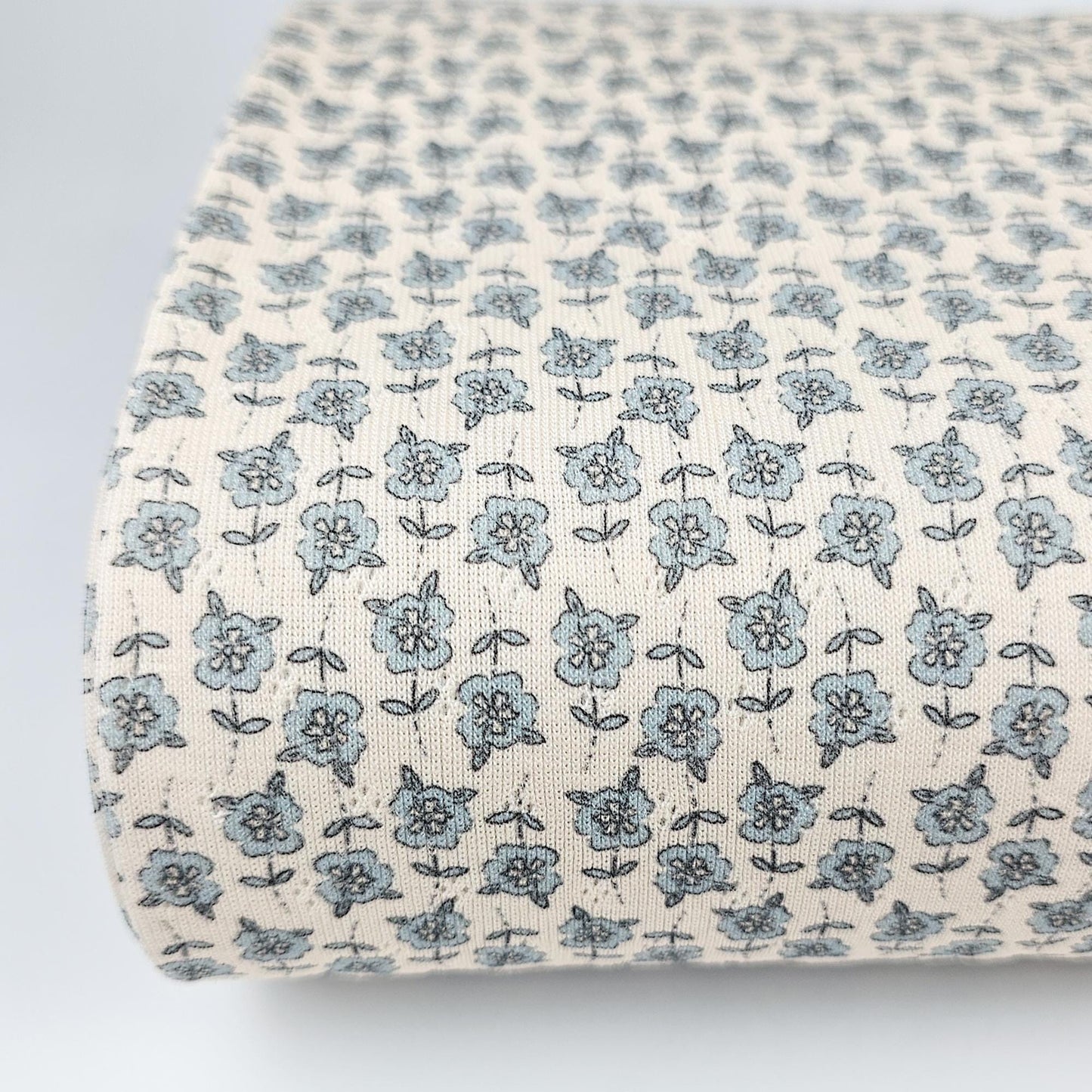 Pointoille Jersey Blue Blossom Meterware - elli&else