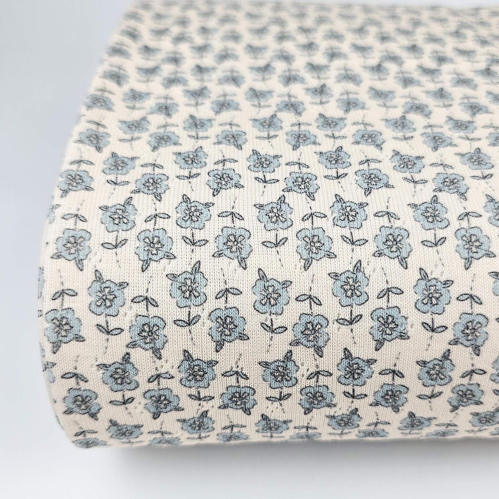 Pointoille Jersey Blue Blossom Meterware - elli&else