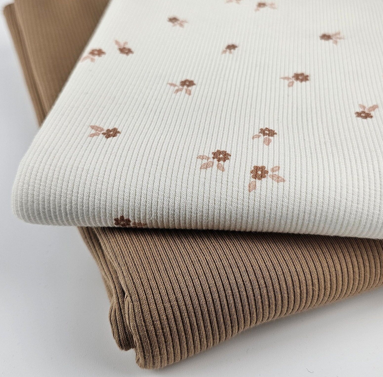 Rib Jersey Fine Fleurs von Family Fabrics